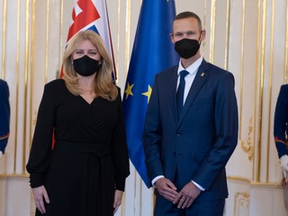 Prezidentka Zuzana Čaputová a Matej Tóth počas stretnutia v Prezidentskom paláci.