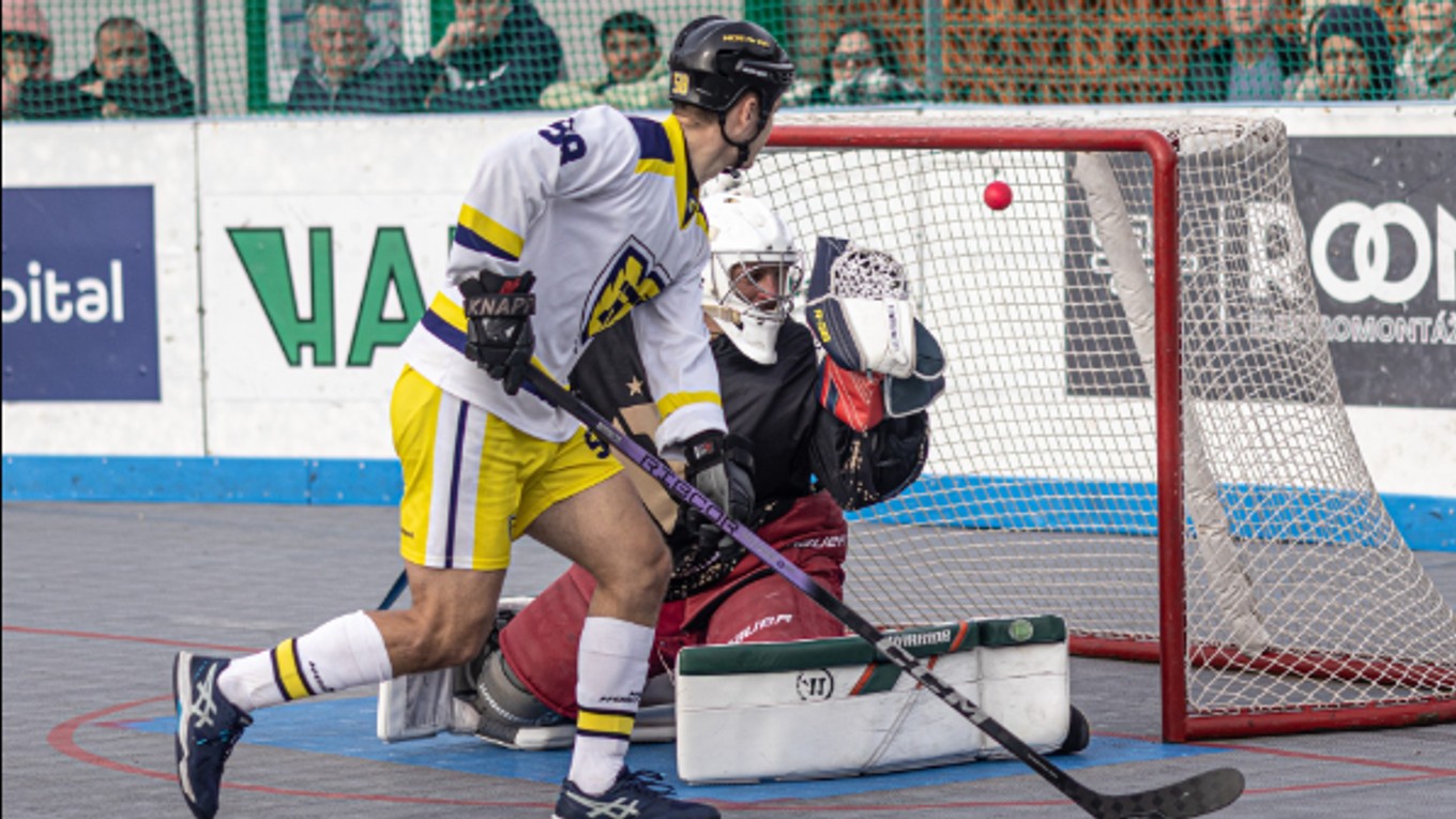 Momentka zo zápasu Skalica - Hostivař. 