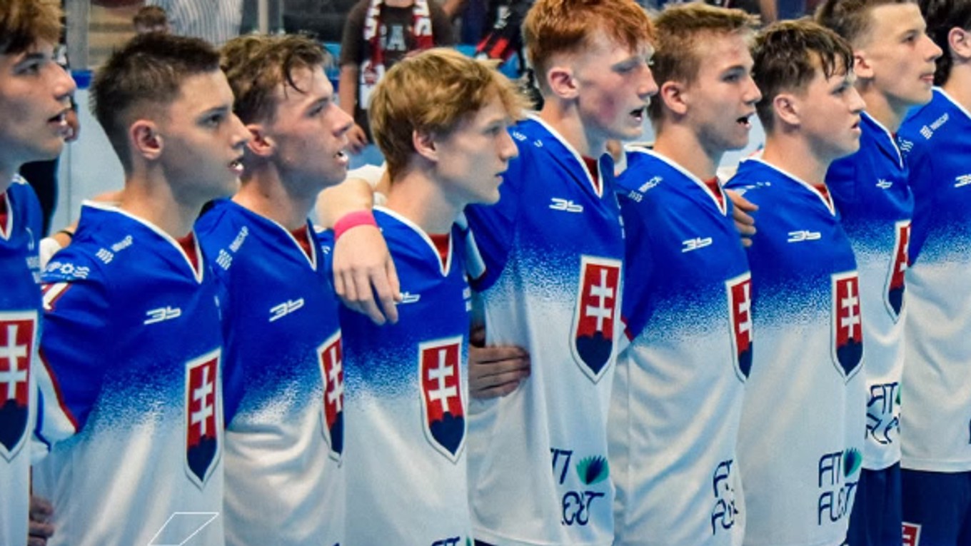Slovenskí reprezentanti v hokejbale do 16 rokov.