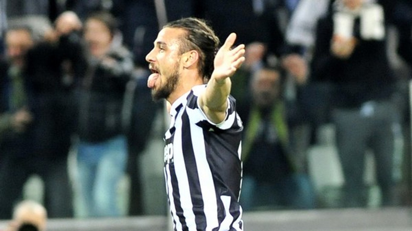 Osvaldo v drese Juventusu Turín.