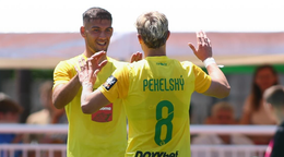 Futbalisti Žiliny oslavujú gól