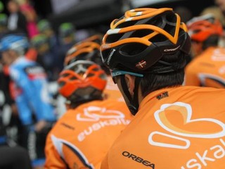 Španielsky cyklistický tím Euskaltel-Euskadija.