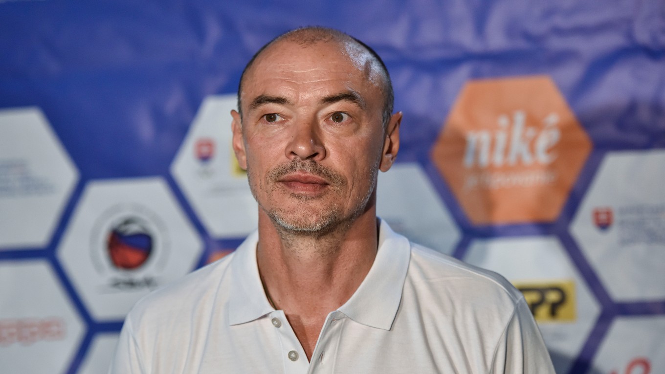 Tréner Oleg Meleščenko.