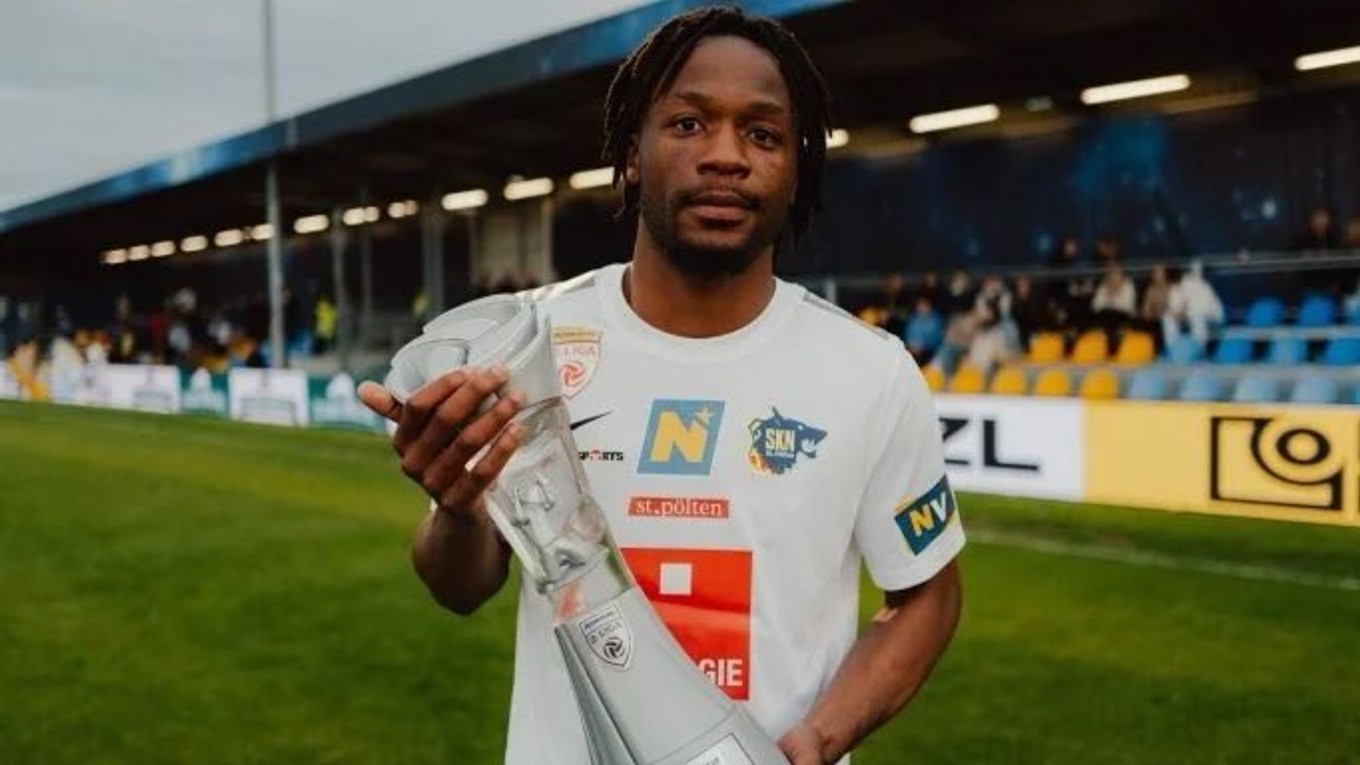 Francúzsky útočník Claudy M’Buyi.