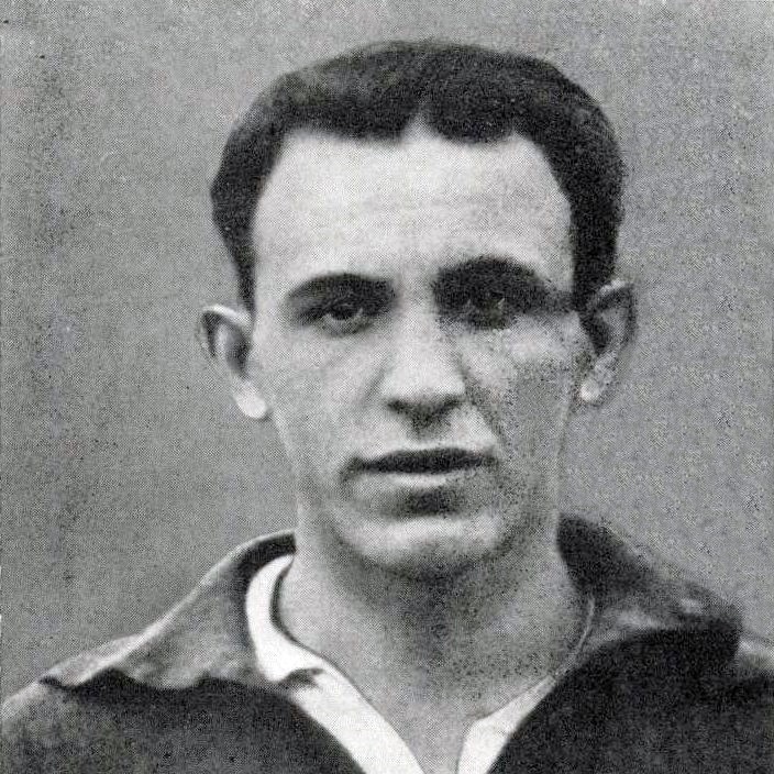 József Braun na fotografii z čias hráčskej kariéry, počas ktorej s MTK vyhral deväť majstrovských titulov a 28-krát nastúpil za reprezentáciu Maďarska.