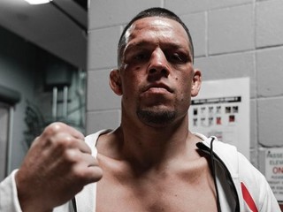 Legendárny Diaz sa s UFC rozlúčil víťazne, Fergusona ukončil pred limitom