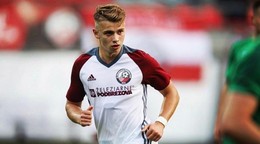 Futbalista Podbrezovej Roland Galčík.