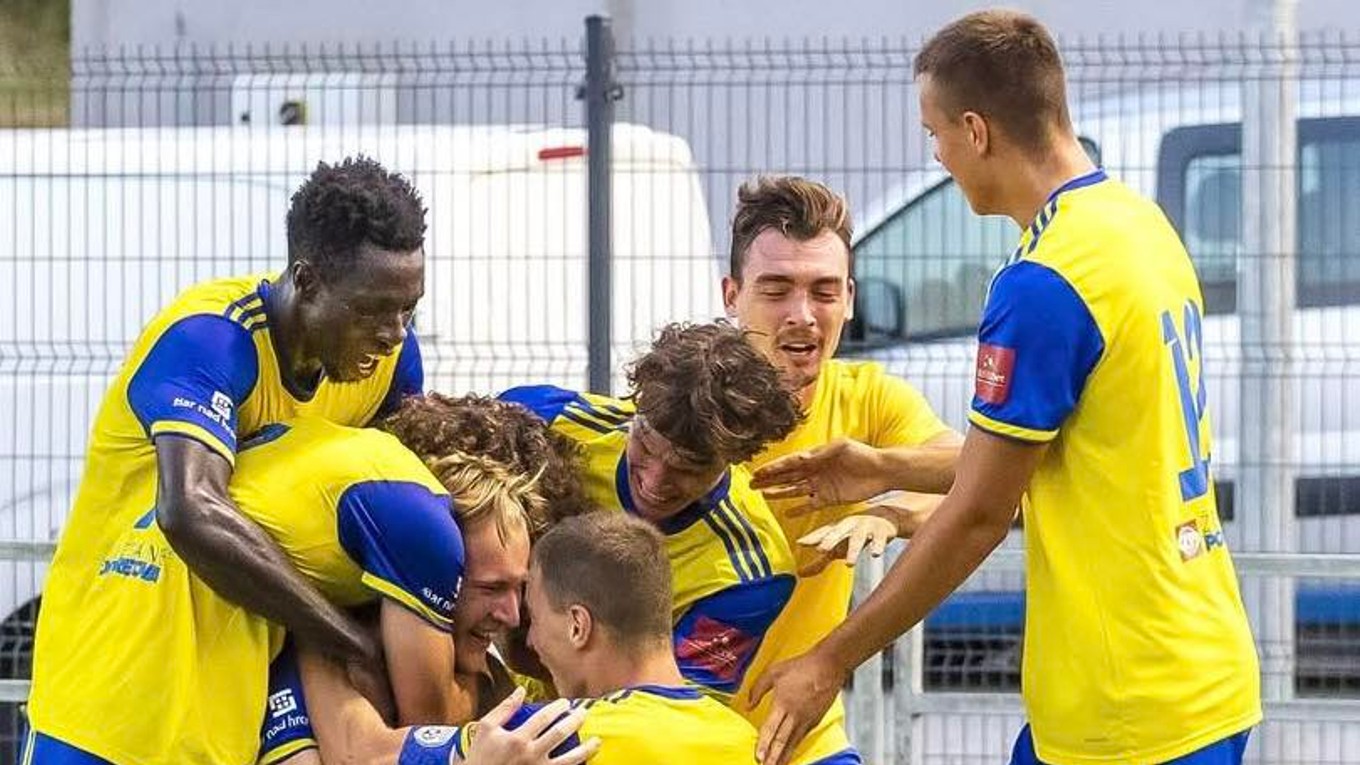 Futbalisti FK Pohronie.