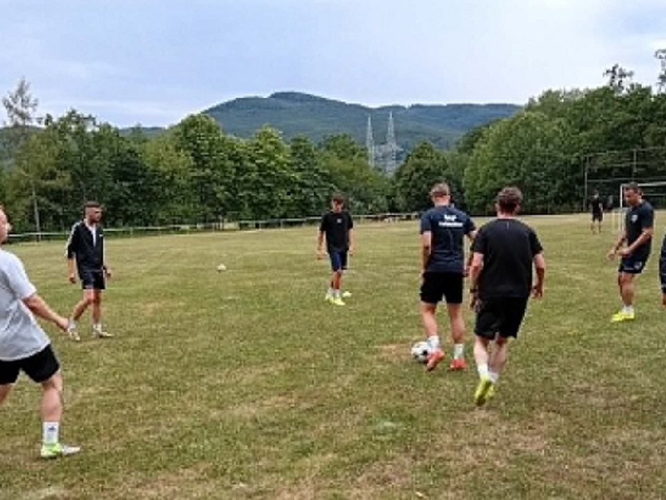 Hráči Sečoviec na tréningu.