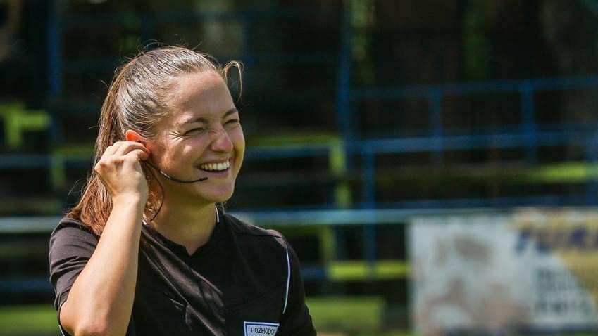 Futbal miluje od malička. Stala sa rozhodkyňou a chce motivovať ďalšie dievčatá