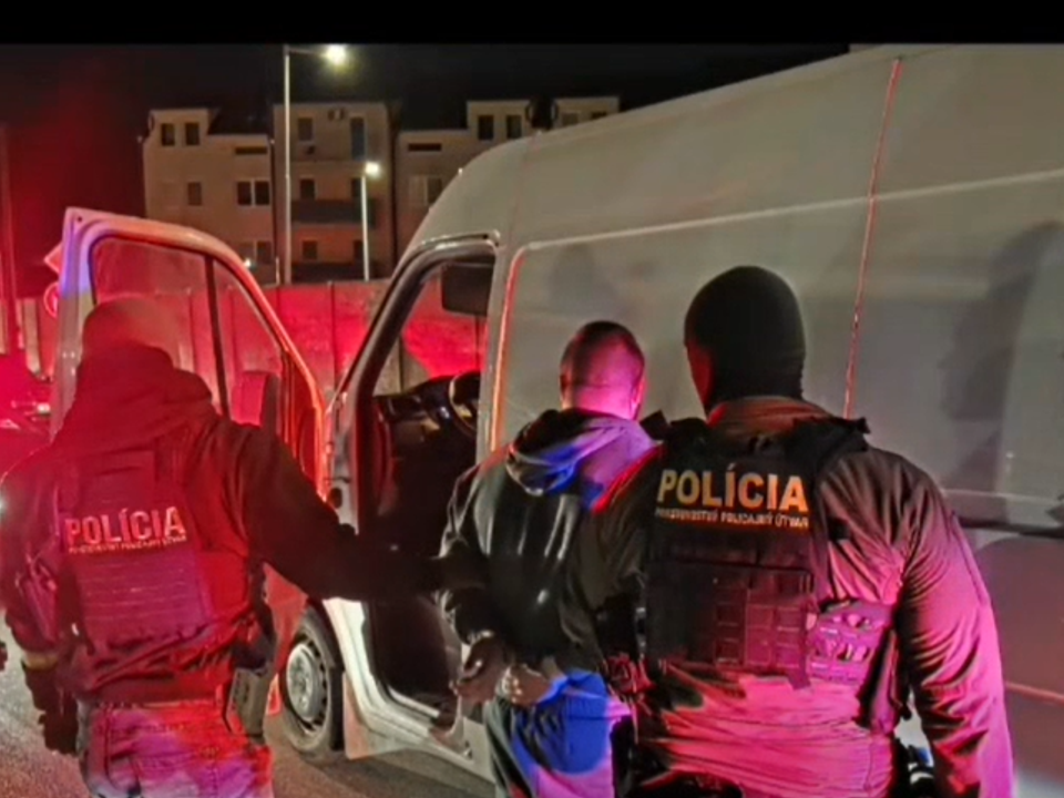 Polícia pri zadržaní Simona M.