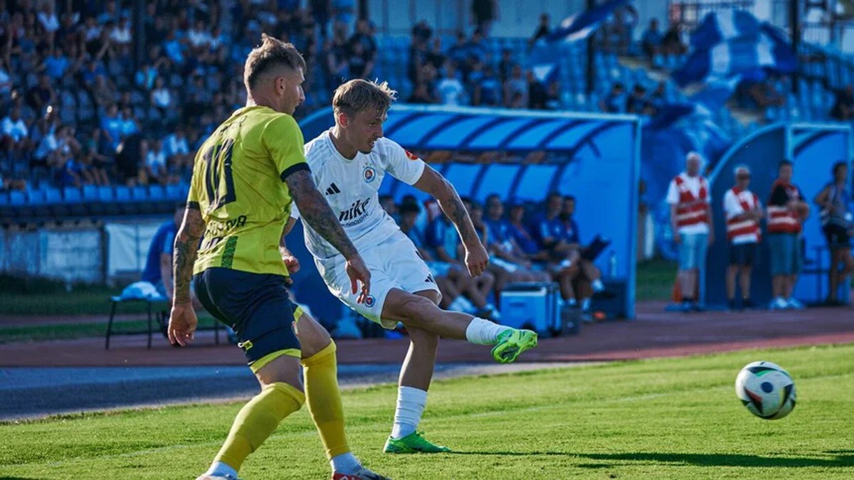 Záber zo zápasu Slovan Bratislava B - Inter Bratislava