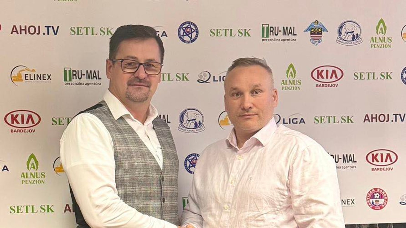 Vľavo Ján Fröhlich.