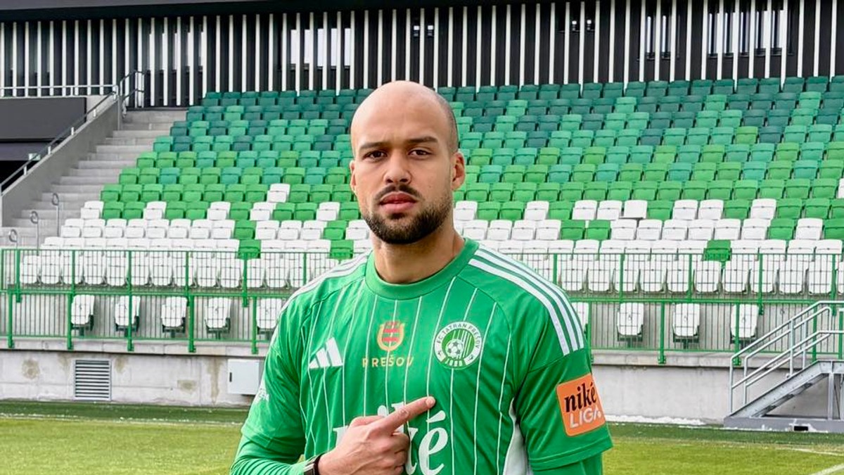 Gabriel Barbosa v drese Tatrana Prešov.