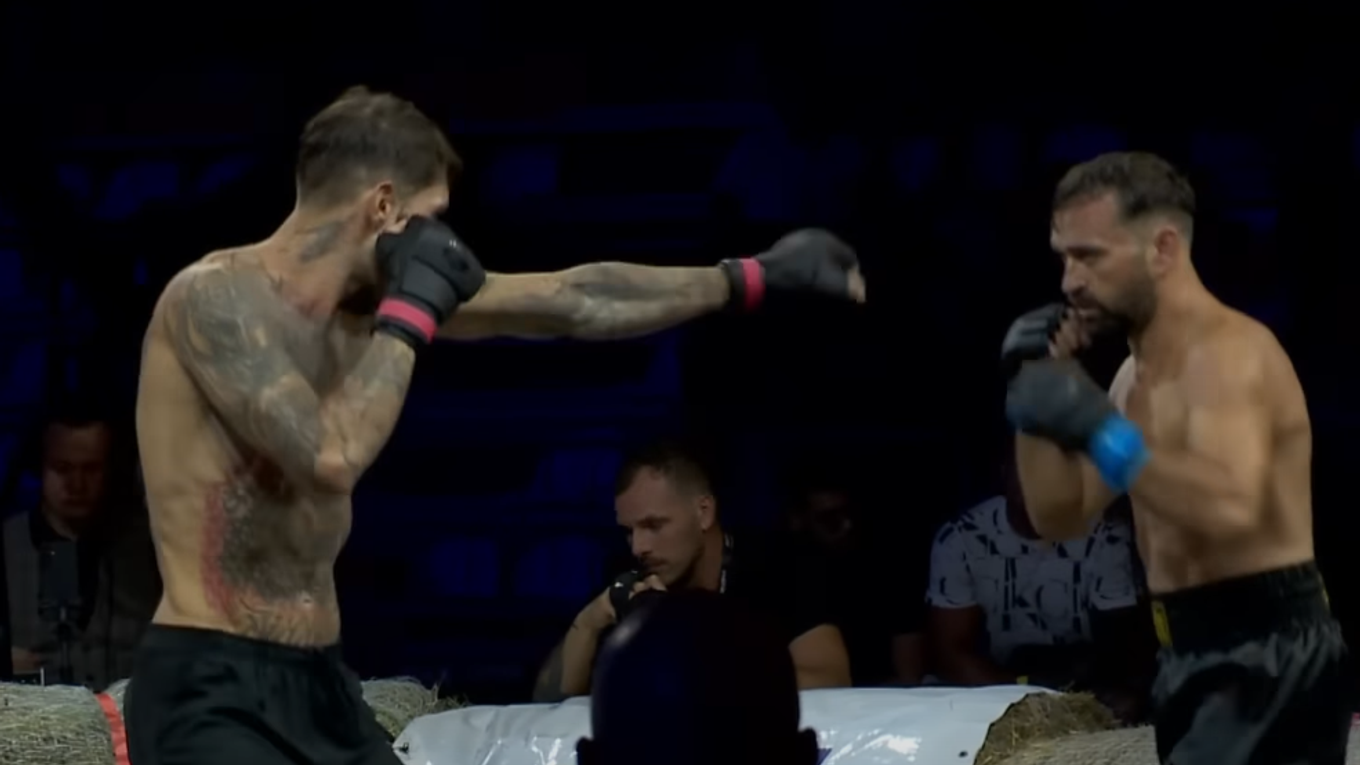 Kotty (vľavo) v súboji s Ondríkom.