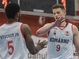 Basketbalisti Komárna. 