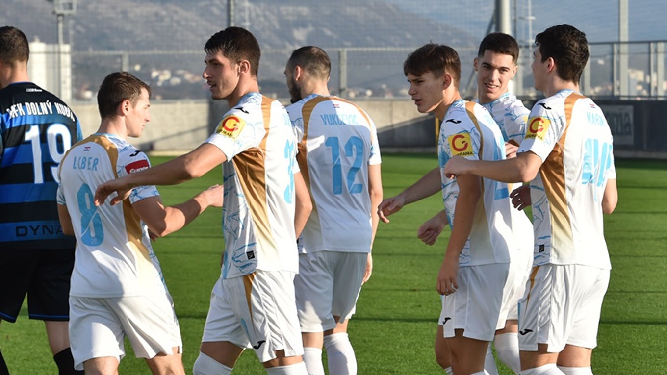 Futbalisti HNK Rijeka sa tešia z gólu proti MFK Dolný Kubín.