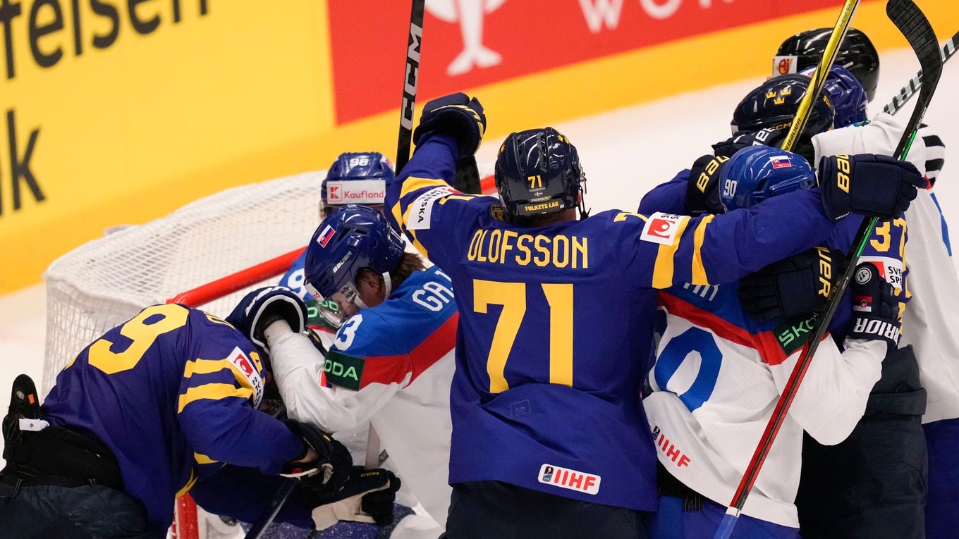 Šarvátka v zápase Slovensko - Švédsko v skupine B na MS v hokeji 2024.