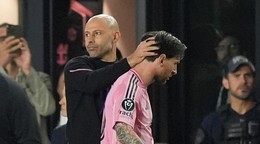 Javier Mascherano a Lionel Messi.