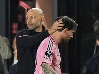 Javier Mascherano a Lionel Messi.