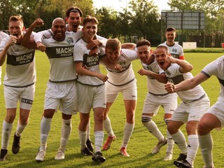Radosť futbalistov OFK Malženice.