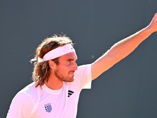Grécky tenista Stefanos Tsitsipas sa teší z výhry