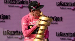 Program, etapy a výsledky na Giro d'Italia 2024. Obhajcom celkového triumfu je Primož Roglič, ktorý sa však tohtoročnej edície nezúčastní.