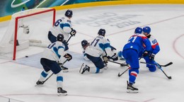 Momentka zo zápasu Slovensko - Fínsko na ZOH 2026.