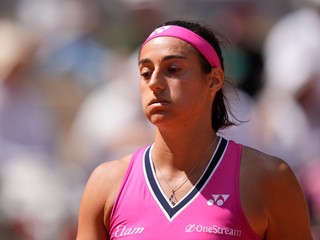 Francúzka Caroline Garciová po prehre na Roland Garros 2023.