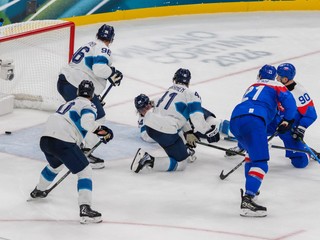 Momentka zo zápasu Slovensko - Fínsko na ZOH 2026.