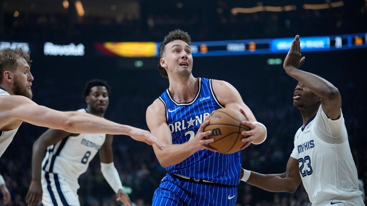 Franz Wagner počas zápasu s Memphisom.