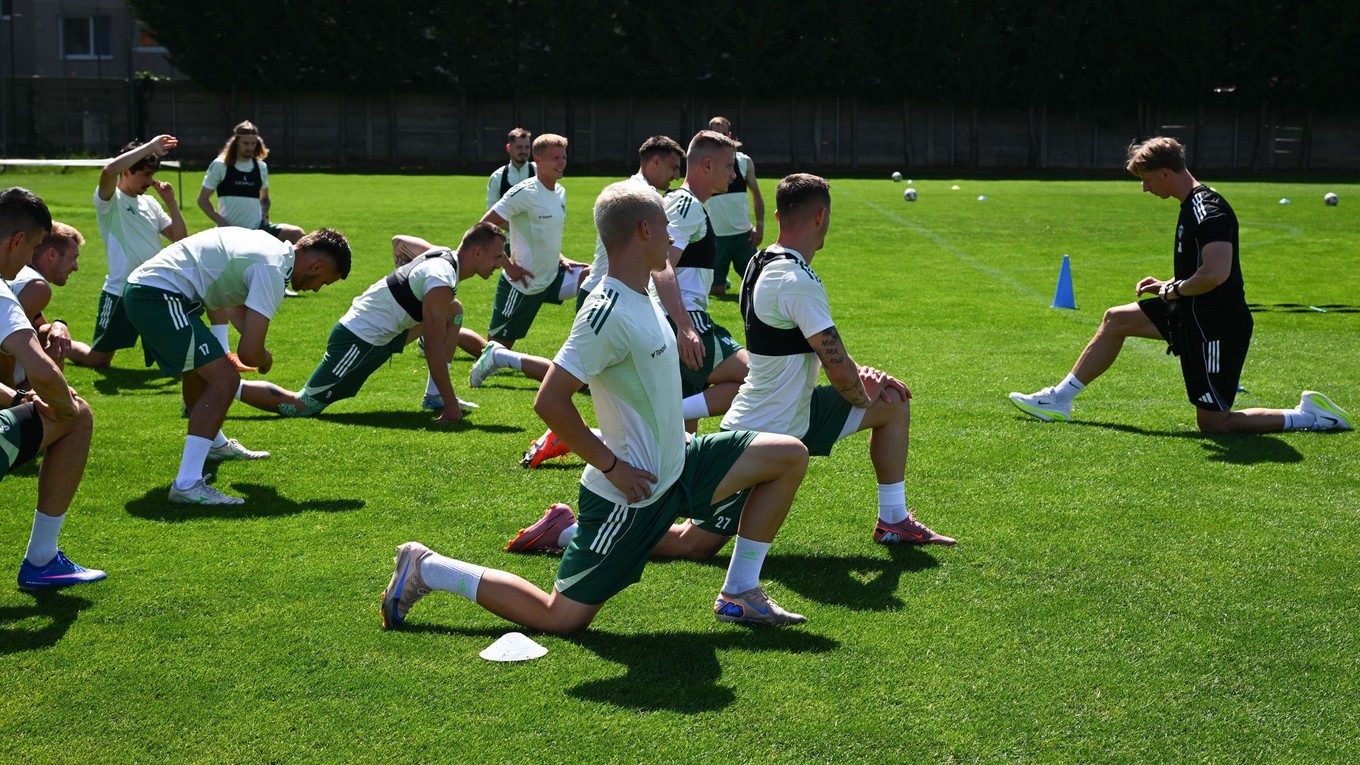 Na snímke hráči MFK Skalica počas tréningu v rámci letnej prípravy futbalistov v Skalici.