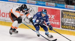 Zľava Michal Roman (Michalovce) a Michal Krištof (Nitra)