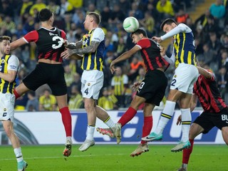 Fotka zo zápasu Fenerbahce Istanbul - Spartak Trnava.