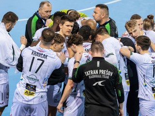 Hádzanári Prešova pred zápasom 20. kola hádzanárskej Niké Handball Extraligy mužov medzi Tatran Prešov - HK Agro Topoľčany.