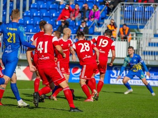 Momentka zo zápasu Humenné - Banská Bystrica. 