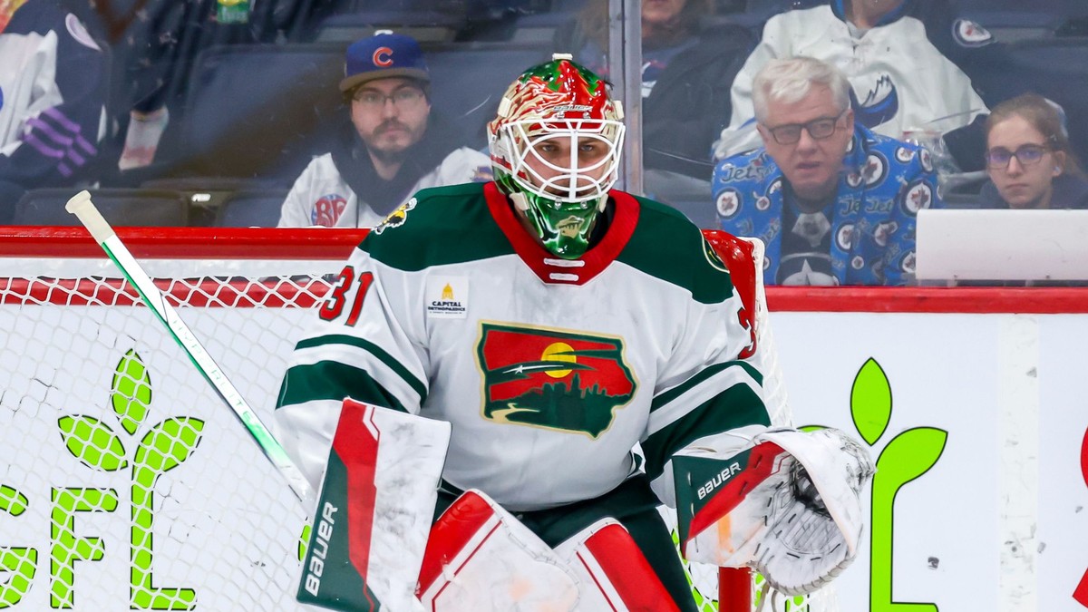 Brankár Samuel Hlavaj v drese Iowa Wild.