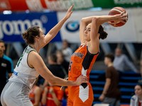 Momentka zo zápasu SBŠ Ostrava - MBK Ružomberok.