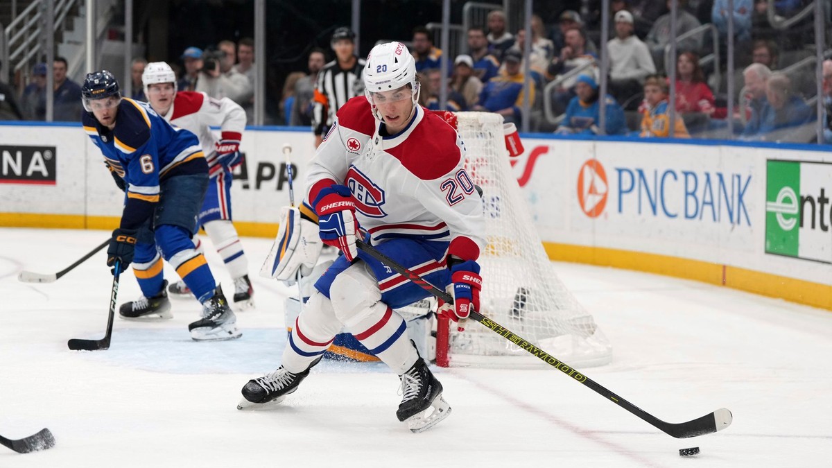 Juraj Slafkovský (Montreal) v zápase proti St. Louis.