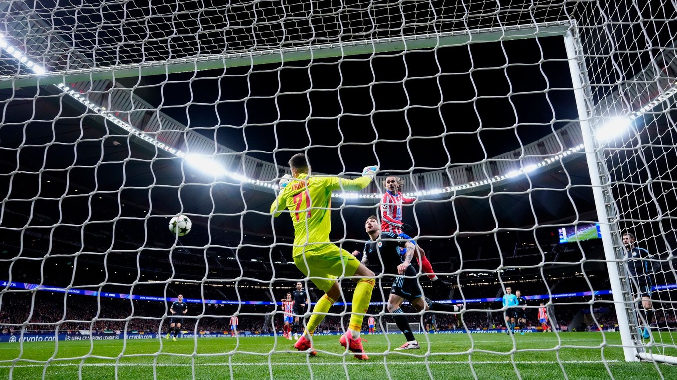 Momentka zo zápasu Atletico Madrid - Slovan Bratislava v Lige majstrov 2024/25