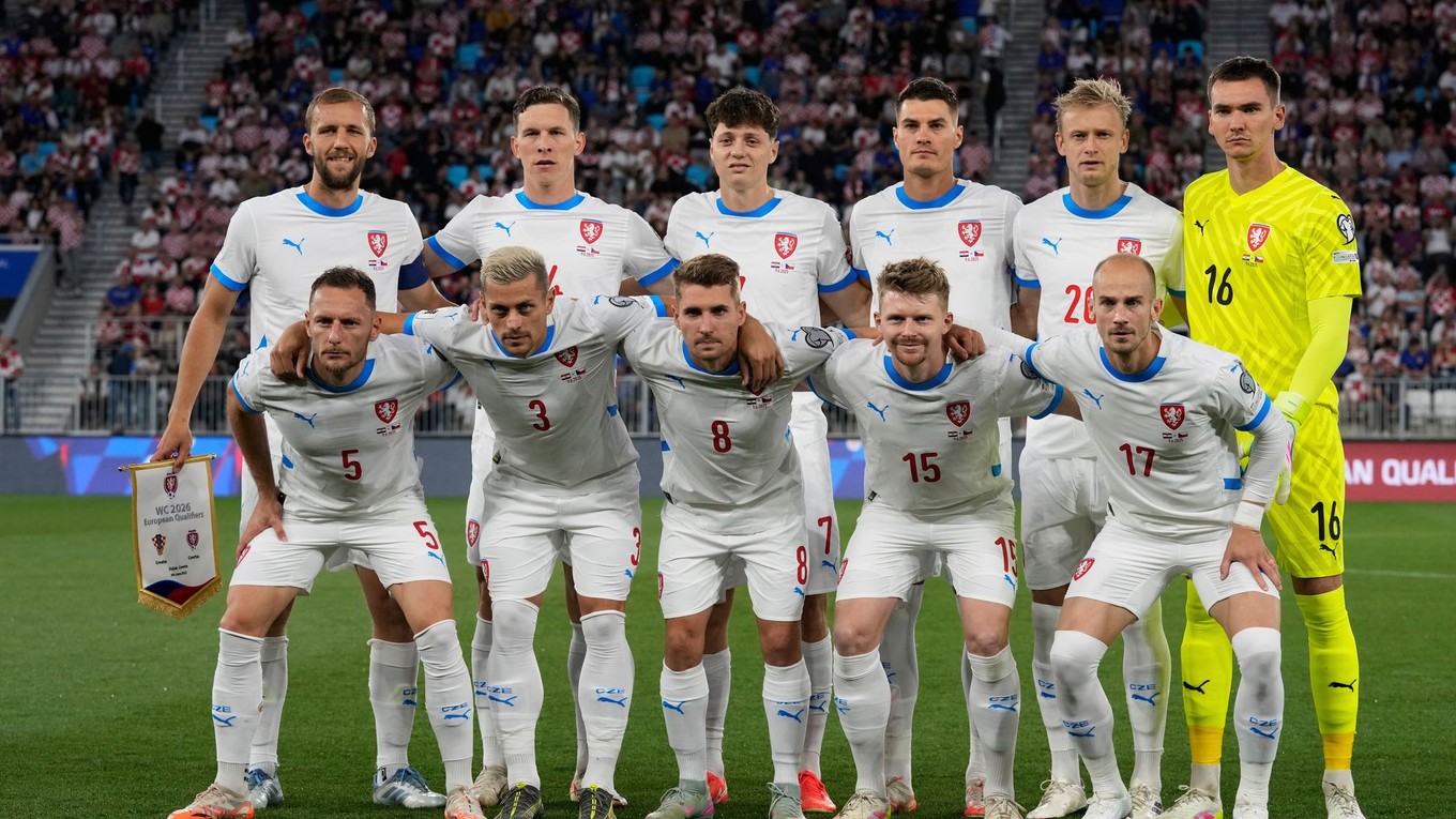 Českí futbalisti na snímke počas kvalifikácie MS 2026.