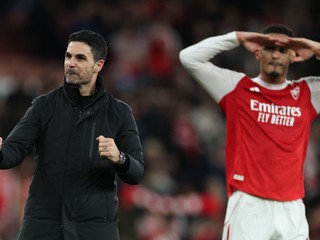 Tréner Mikel Arteta. 