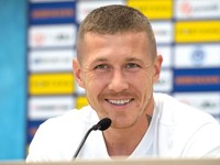 Juraj Kucka počas tlačovej konferencie.