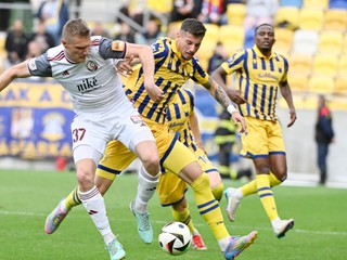 Fotka zo zápasu FC DAC 1904 Dunajská Streda - FK Železiarne Podbrezová.