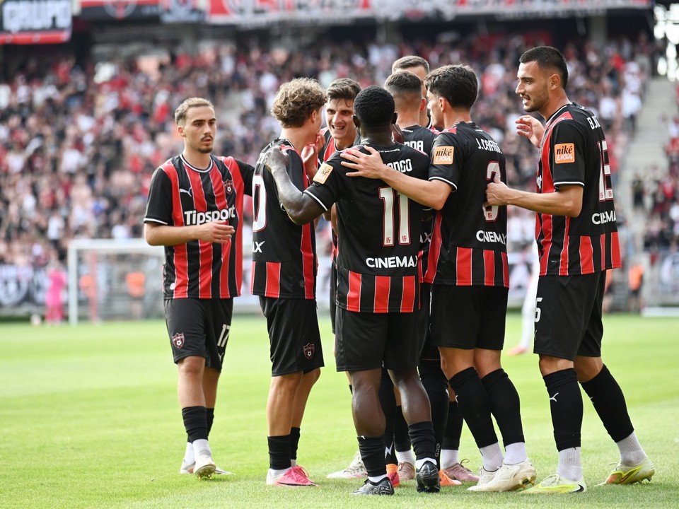 Na snímke radosť hráčov Trnavy po strelení gólu počas prípravného zápasu FC Spartak Trnava - Besiktas Istanbul.