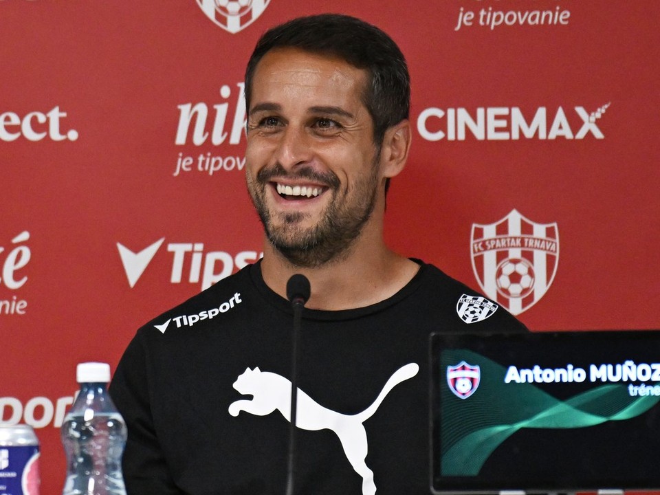 Na snímke tréner FC Spartak Trnava Antonio Muňoz.