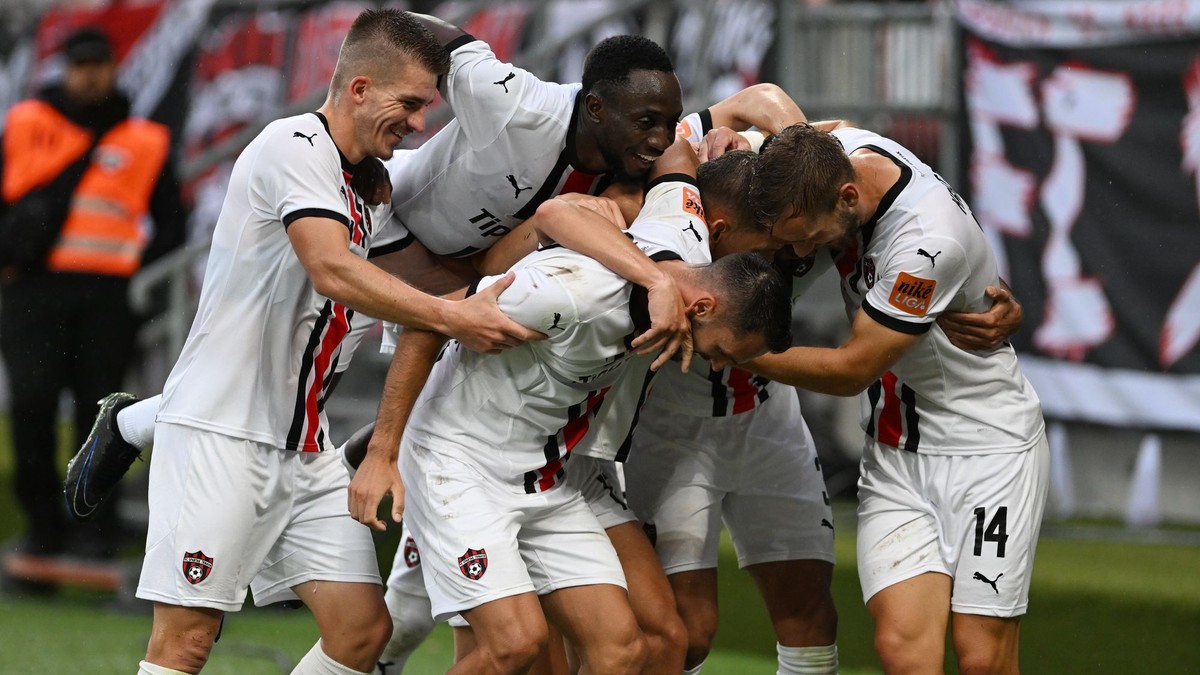 Komediálna penalta a nečakaný strelecký hrdina. Trnava zdemolovala zanedbaného súpera