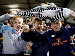 Fanúšikovia Grimsby Town. 
