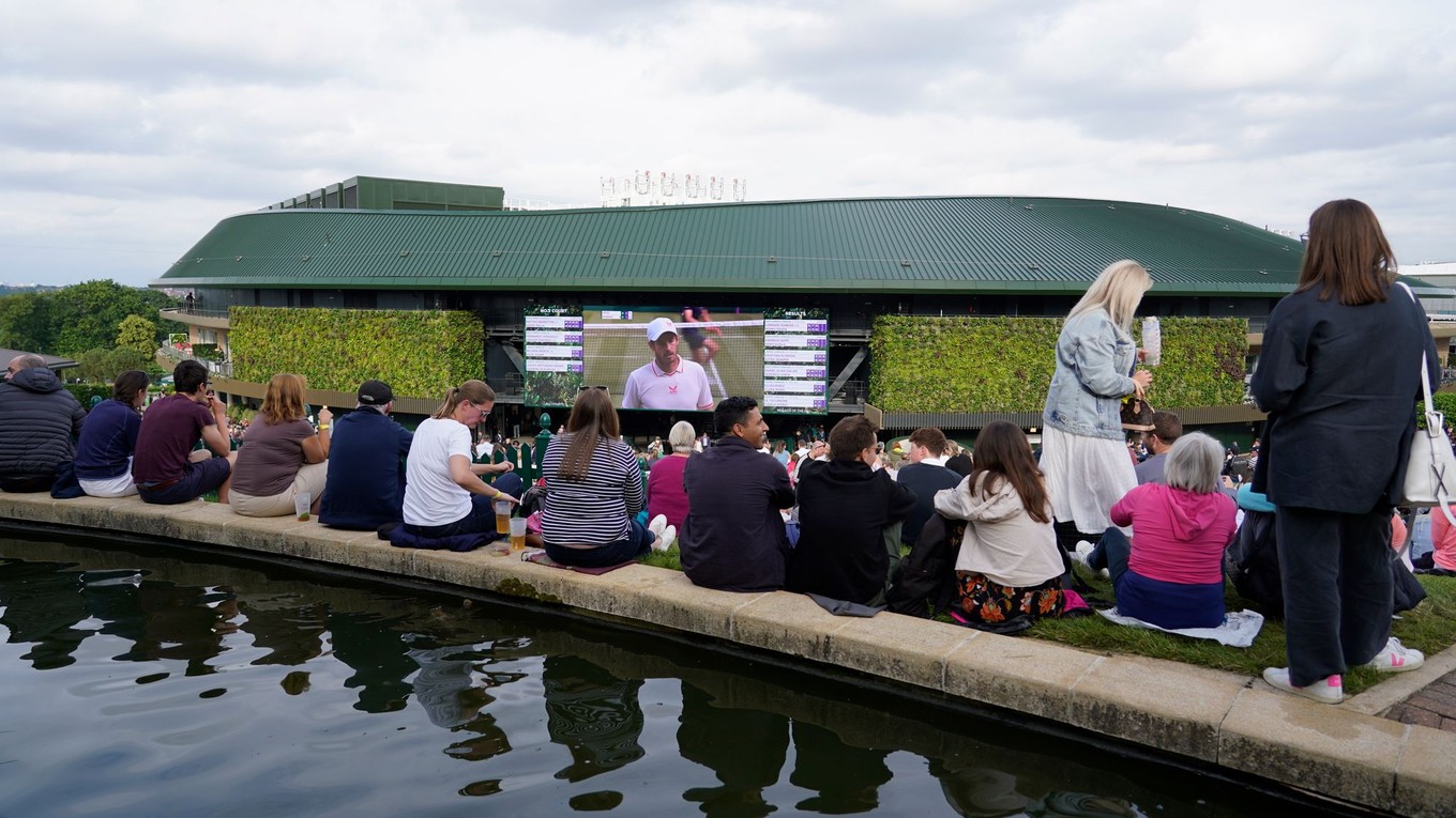 Divácky kopec vo Wimbledone. 