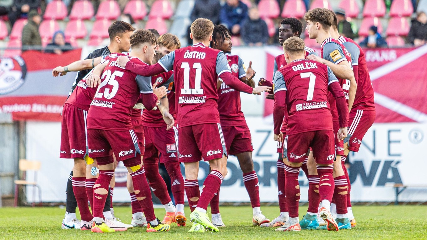 Futbalisti FK Železiarne Podbrezová.